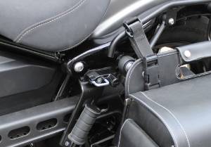 KIJIMA キジマ 【必ず購入前に仕様をご確認下さい】ヘルメットロックリロケーションステー BOLT （303-1552）