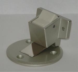 水上金属 フラット戸当りZ型　ストップ付面付型　シルバー塗装　個入り 【410-2114】【入数:6】