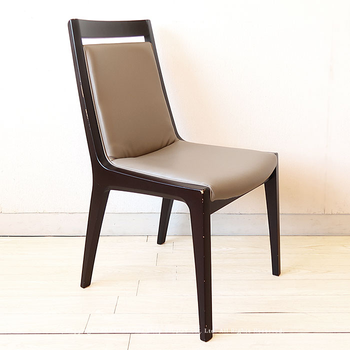 アウトレット展示品処分 カリモク家具 CA3805 ダイニングチェア 食堂椅子 シンプルモダンなチェア 合成皮革張 肘なし ブナ材 Bタイプ