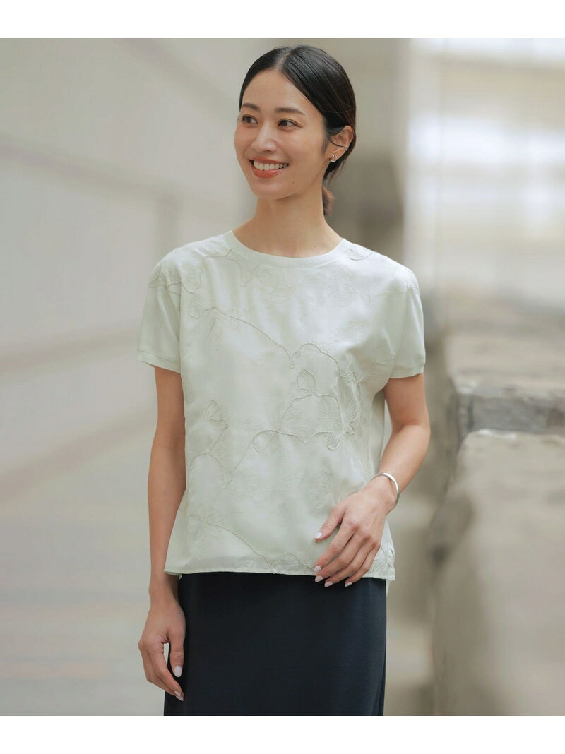 Rakuten - 【一枚で着映え】シアーエンブロイダリー カットソー J.PRESS LADIES L ジェイプレス トップス カットソー・Tシャツ ベージュ グリーン ブラウン ホワイト【送料無料】[Rakuten Fashion]