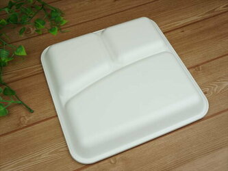 ランチプレート角型スクエア24cm/ホワイト仕切り子供食器【白/軽量/軽い/日本製/PET樹脂/樹脂製/離乳食食器】