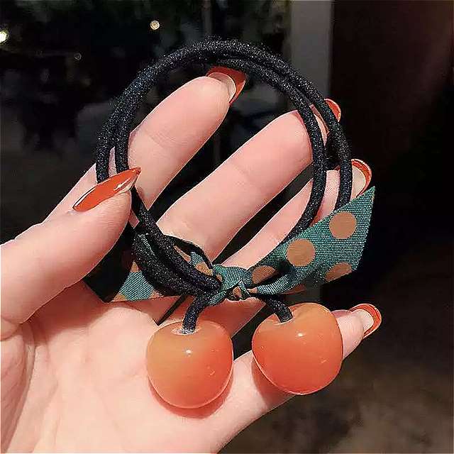  ̔ lN^C eSoh | K[ AN ̉ N}{Embg؍ wbhANZT[ scrunchies