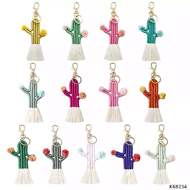 Bohemia- 女性 と 女の子 のための サボテン キーホルダー 手作り の デザイナー キーホルダー 色付きの綿の コード バッグ バレンタインデーの 装飾