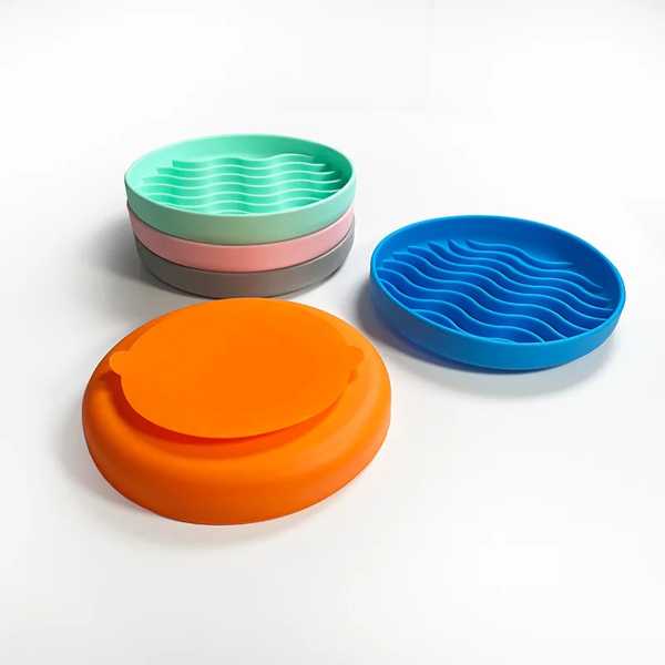 ペット用滑り止めシリコンディッシュ スローフードボウル ホームドッグフードプレート 防滴授乳用品 犬用 アクセサリー
