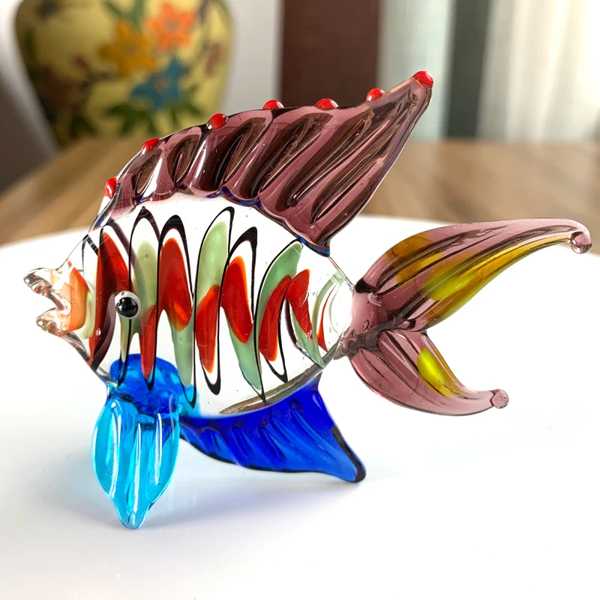 置物カラフル クリスタルガラス 魚 動物 置物 ミニチュア手作り 彫刻 家 装飾 クリスマスプレゼント