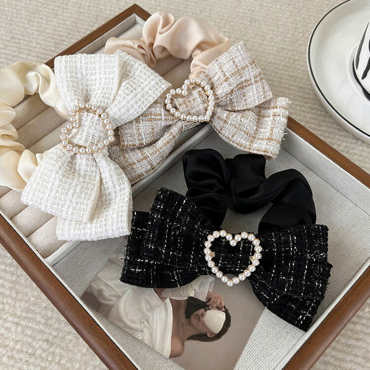 シュシュ ヘアゴム 全3色 ツイード風 ハート リボン パール 黒 りぼん 小さめ ヘアアクセサリー 小さい 髪留め パーティー 可愛い ヘアアレンジ 韓国 母...