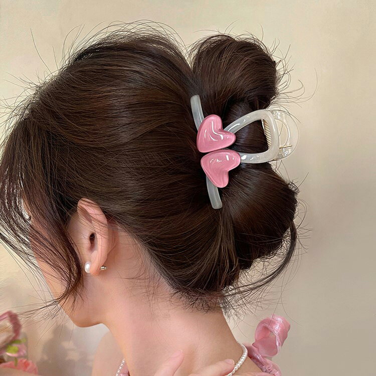 ヘアクリップ 全7色 ハートモチーフ バンスクリップ 小さめ ミニサイズ ヘアアクセサリー 小さい 成人式 謝恩会 髪留め 普段使い 髪飾り 上品 エレガント ...