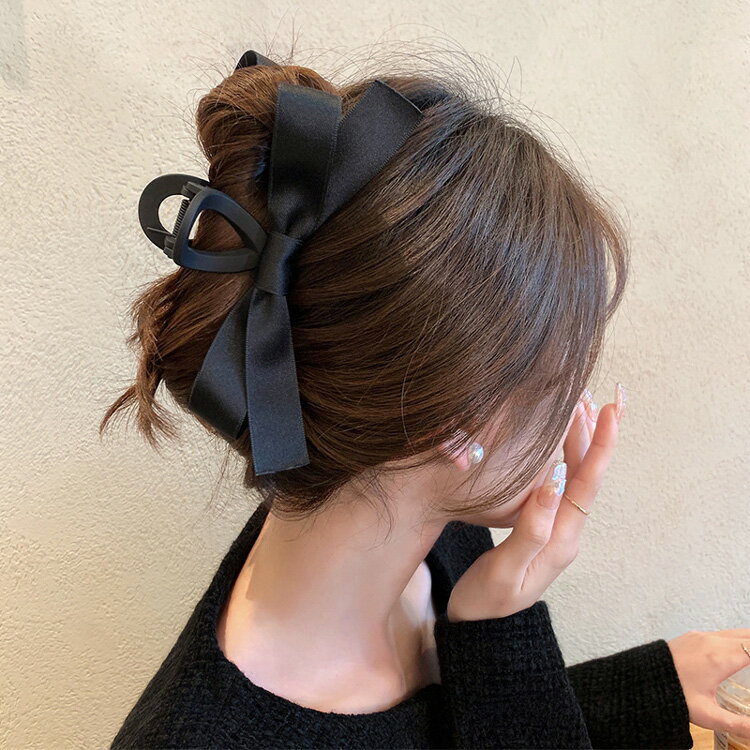 ヘアクリップ 全3種 リボン ベロア りぼん 黒 ブラック バンスクリップ ヘアークリップ 大きいめ ヘア..