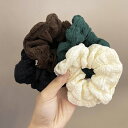 FashionSale全品5%OFFCoupon シュシュ ヘアゴム 全4色 普段使い 黒 緑 茶 ヘアアクセサリー 髪留め パーティー シワ加工大人可愛い オ...