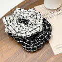 FashionSale全品5%OFFCoupon シュシュ ツイード 全2色 ヘアゴム 普段使い 無地 黒 白 ヘアアクセサリー 髪留め パーティー大人可愛い ...
