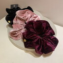FashionSale全品5%OFFCoupon ベロア シュシュ 全3色 ヘアゴム 髪ゴム 普段使い 無地 黒 秋冬高見え 大きめ ヘアアクセサリー 髪留め ...