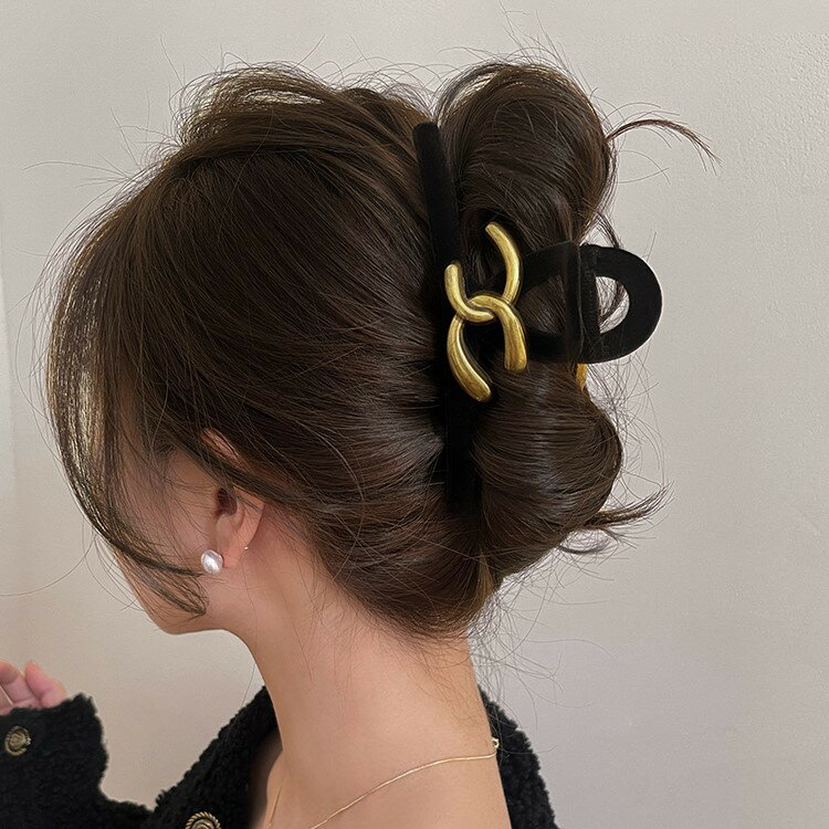 樂天商城 - ヘアクリップ ベロア ヘアアクセサリー 大きい 大きめ 黒 髪留め 普段使い 髪飾り 上品 エレガント パーティー お呼ばれ ヘッドドレス レディース プレゼント 春夏秋冬00414