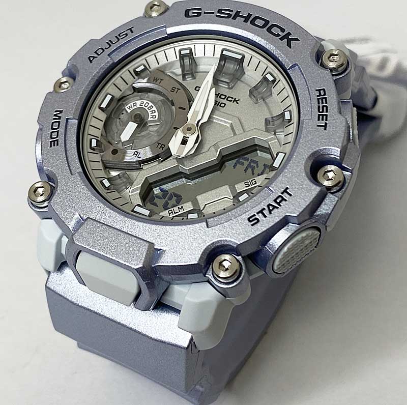 カシオ CASIO 腕時計 G-SHOCK ジーショック GA-2200FF-8AJF　シルバー 流通限定モデル　メンズ腕時計 Forgotten future SERIES あす楽対応