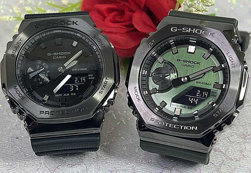 恋人たちのGショック ペアウオッチ G-SHOCK カシオ 2本セット 電池式 GM-2100BB-1AJF GM-2100B-3AJFメタルシリーズ プレゼント ラッピング無料 メッセージカード g-shockあす楽対応　クリスマス　誕生日 御祝い還暦 銀婚式　結婚記念日バレンタイン 婚約