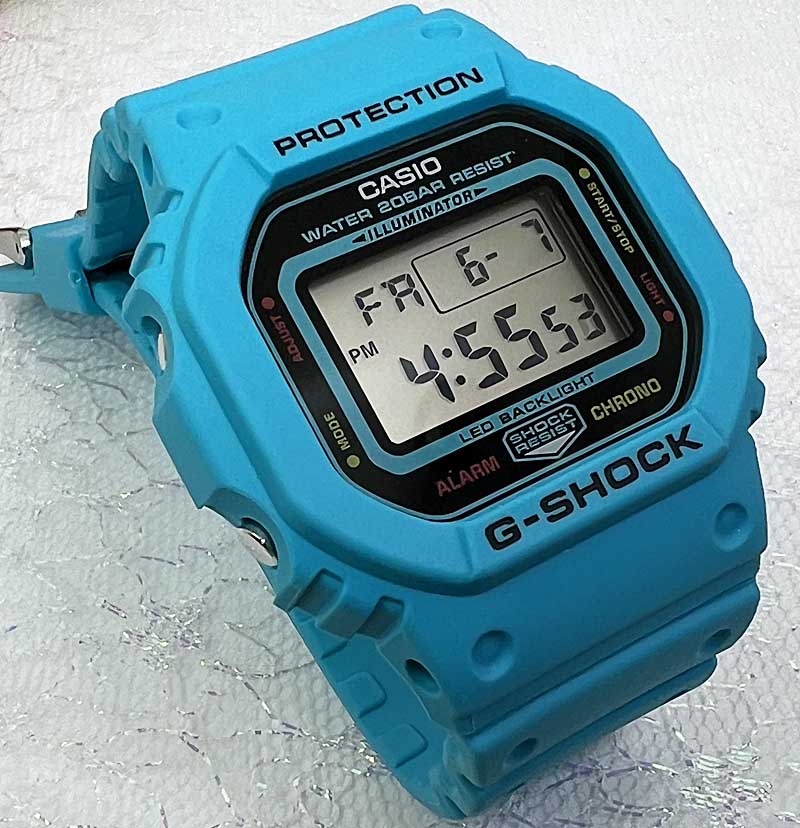 電池式 恋人たちのGショック ペアウオッチ G-SHOCK BABY-G ペア腕時計 カシオ 2本セット DW-5600EP-2JFBGD-565U-7JF デジタル 人気 婚約　夫婦 高級　クリスマス プレゼント おすすめ　誕生日 御祝い