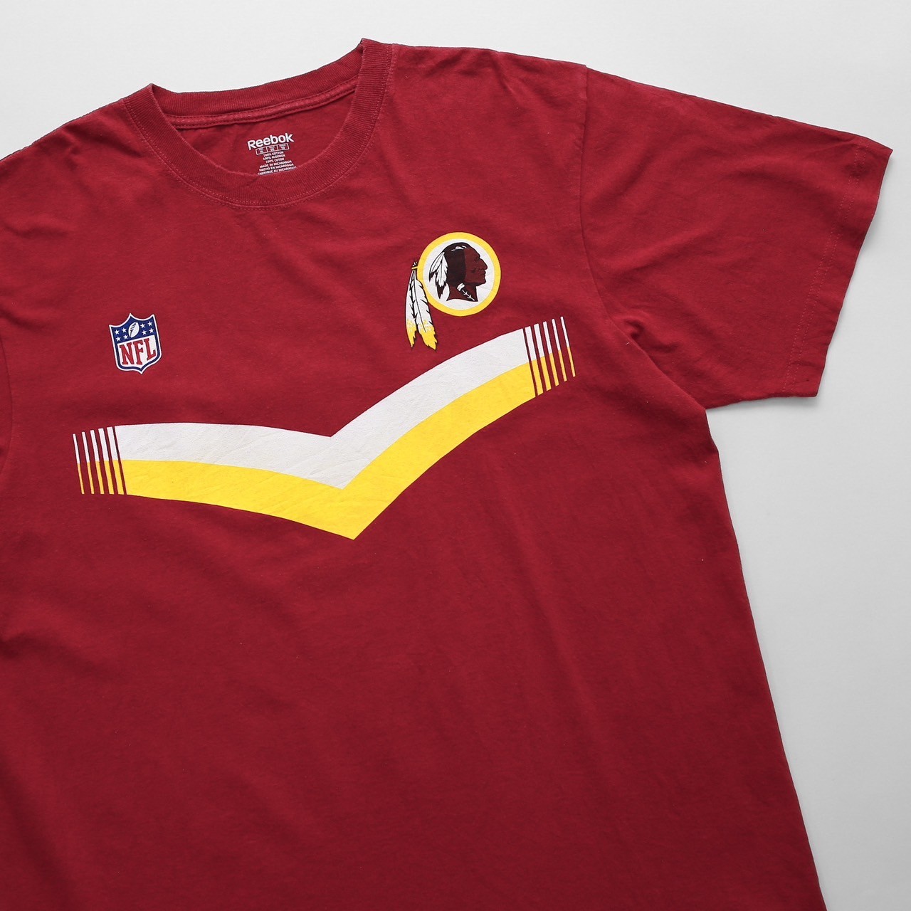  Reebok リーボック NFL ワシントン・レッドスキンズ キャラクター プリント Tシャツ XLサイズ エンジ 古着 UR-0409