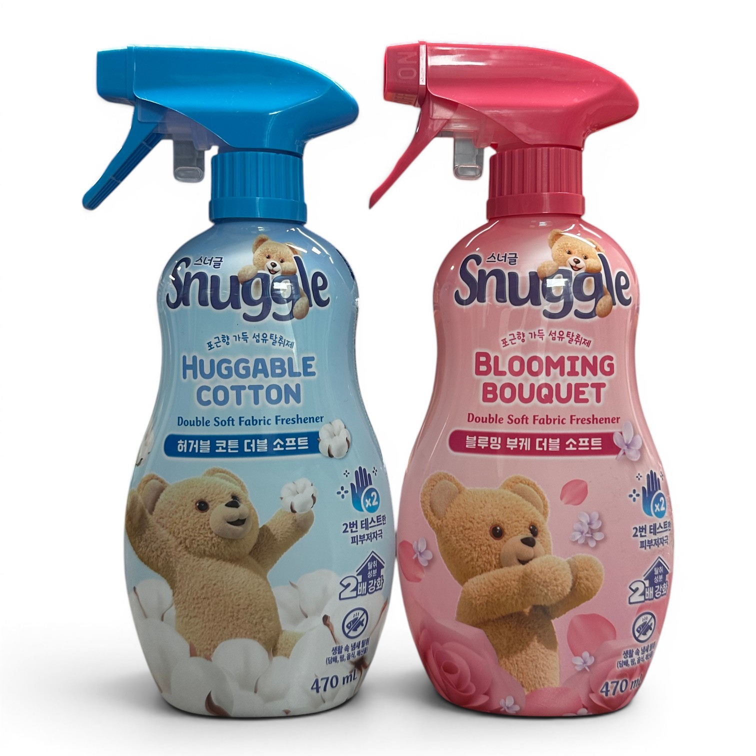 スナグル ダブルソフト 2種アソートセット 470ml×2本 ハガブルコットン＋ブルーミングブーケ / Double Soft Fabric Freshener Snuggle 正規品 / 並行輸入品 ・人気2フレーバーがセットになった衣類消臭スプレーのお得な2本セット ・2倍強力消臭で部屋干し臭・タバコ臭・ペット臭などの生活臭をしっかりブロック ・2回皮膚刺激テスト完了・衣類・ソファ・カーテン・寝具などに幅広く使える ■セット内容 ハガブルコットン ダブルソフト 470ml×1本 ブルーミングブーケ ダブルソフト 470ml×1本 ■各フレーバーの特徴 ハガブルコットン（青）：やわらかくて清潔感あるコットンの香り。洗いたての爽やかさが続く。 ブルーミングブーケ（ピンク）：甘くふんわりとした花束の香り。上品なフローラル系で女性に人気。 ■こんなニオイに効果的 ・部屋干し臭・生乾き臭：洗濯後のイヤなニオイをしっかり除去。 ・タバコ・ペット臭：布製品に染み付いたしつこいニオイをブロック。 ・汗臭・体臭：着用後の衣類に1〜2プッシュでリフレッシュ。 ・ソファ・カーテン・寝具：洗えない布製品のニオイケアに。 ■使い方 衣類や布製品から20〜30cm程度離してスプレーし、自然乾燥させてください。直接肌にはスプレーしないでください。 ブランド：Snuggle（スナグル）　原産国：韓国　内容量：470ml×2本　区分：衣類消臭スプレー　配送：送料無料 ■ご注意　・直接肌にスプレーしないでください。・火気の近くでの使用はお避けください。・目に入った場合はすぐに洗い流してください。・直射日光・高温多湿を避けて保管してください。・本品は並行輸入品のため外箱・ラベルは韓国語表記です。 【ご購入前に必ずご確認ください】 1. 本商品は韓国からの国際配送となります。 2. 日本の税関通関のため、必ず「個人名・個人住所」でご注文ください。 ※法人名・会社住所での注文は通関できない場合がございます。 3. ご注文確定後、2営業日以内に発送いたします。 4. 発送日は、韓国での出荷作業が完了した時点で登録されます。 ※発送日は到着日ではございません。発送日より4日〜7日程度でお届けの予定です。 5. 配送状況の追跡は、日本の税関を通過し、国内の配送会社へ引き渡された後からご利用いただけます。 ※それ以前は追跡情報が表示されない場合がございますが、ご安心ください。 6. 万が一、商品が偽物であった場合は全額返金いたします。正規品のみを取り扱っておりますので、安心してご購入ください。 7. メーカーの仕様変更により、パッケージデザインが予告なく変更される場合がございます。また、まれに内容成分がより良くなるよう改良される場合もございますが、商品名および基本的な品質・効果に変わりございませんので、どうぞご安心くださいませ。 8. 発送開始後は、配送先住所の変更を承ることができません。 ご注文の際は、お届け先住所を必ずご確認の上でご注文くださいませ。 9. 日本国内への配送料は無料でございます。ただし、沖縄県へのお届けの場合は、追加送料が発生いたします。あらかじめご了承くださいませ。