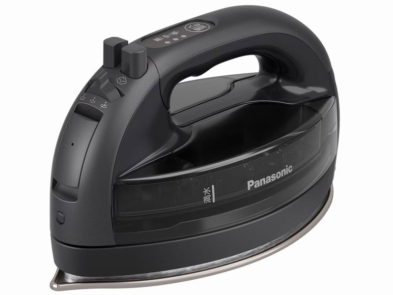 【箱破損 または 箱汚れ品】Panasonic コードレススチームアイロン NI-WL709-K (カームブラック)