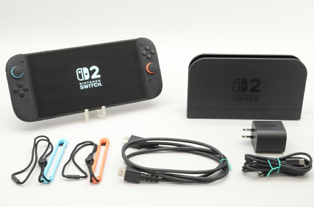 ■ 外観ランク：A (すり傷・塗装剥げ・変色がほとんどなく、きれいな中古品） ※中古商品につき、微細なキズ・汚れがございます。ご了承の上、お買い求め下さい。 ■返品・返金保証期間 1ヶ月 ■商品のご案内 商品名：Nintendo Switch 2 (日本語・国内専用) メーカー：Nintendo 型番：BEE-S-KB6CA JAN/ISBN：4902370553024 ■付属品 Joy-Con2(L)ライトブルー Joy-Con2(R)ライトレッド Joy-Con2 ストラップ×2 Switch2 ドック Switch2 ACアダプター USB-C充電ケーブル ウルトラ ハイスピード HDMIケーブル ■特記事項 付属品上記記載分のみ。 欠品：Joy-Con2 グリップ その他仕様の詳細はメーカーHPにてご確認下さい。 本体キズ、塗装剥げ、変色あり 付属品キズ、変色あり ■社内処理欄 2098961634943 RGLZミ-BEESKB6CA[28.10.26]【中古】Nintendo Switch 2 (日本語・国内専用) BEE-S-KB6CA ※商品写真はクリックで拡大出来ます ※化粧箱(元箱)は記載や商品写真に無い場合、付属いたしません。