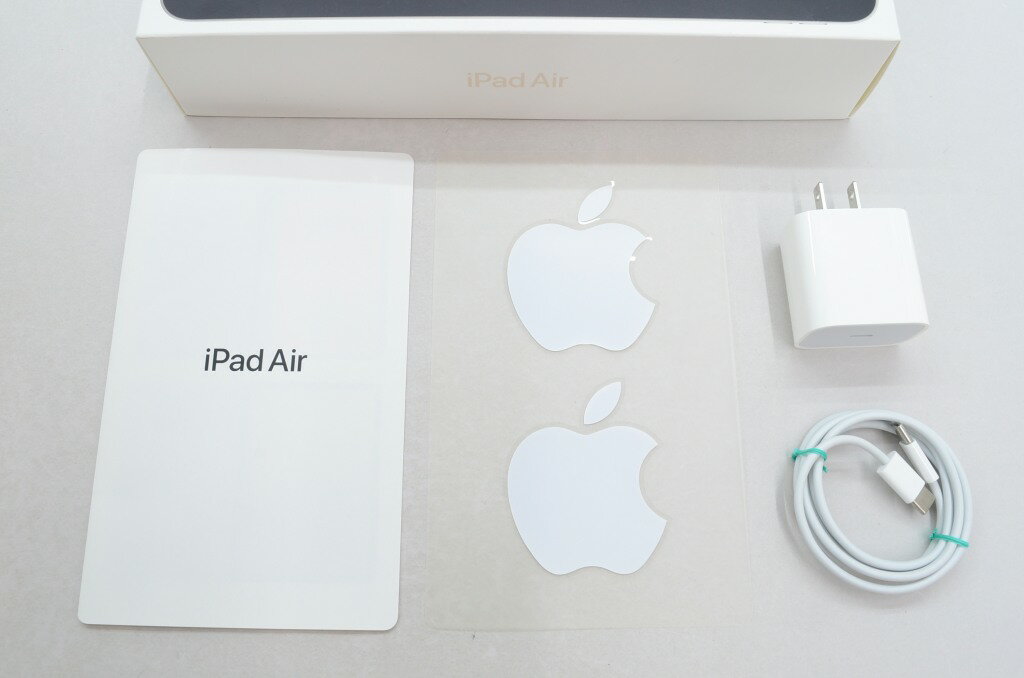 【中古】Apple iPad Air (第5世代) Wi-Fi+Cellularモデル 256GB スターライト MM743J/A