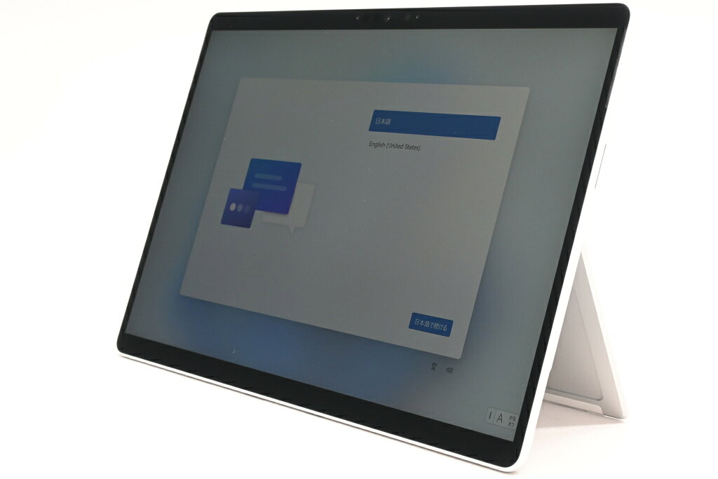 ■商品のご案内 商品名：Surface Pro 9 QIL-00011 プラチナ メーカー：Microsoft 型番：QIL-00011 ■製品の仕様 メーカー出荷時仕様（赤字は変更箇所です） OS：Windows11Home64bit CPU：Corei7 1255U メモリ：16GB ストレージ：256GB(SSD) 光学ドライブ：- 無線LAN：IEEE802.11ax無線LAN(Wi-Fi6E)、Bluetooth5.1 TVチューナー：× インターフェース：USB-C×2(USB4.0/Thunderbolt4搭載) ディスプレイ：13.0インチ（2880×1920） Word/Excel：オフィス欠品 発売日：2022/11/01 ■返品・返金保証期間 3ヶ月保証 ■付属品 ACアダプタ ■特記事項 ※こちらの商品は初期設定時に「インターネット接続」と「Microsoftアカウント」が必須となります。 ※中古商品につき、微細なキズ・汚れがございます。 　ご了承の上、お買い求め下さい。 ■社内処理欄 2098455871076 R1NFV-QIL00011[22.10.26]【中古】Microsoft Surface Pro 9 QIL-00011 プラチナ ※商品写真はクリックで拡大出来ます ※化粧箱(元箱)は記載や商品写真に無い場合、付属いたしません。