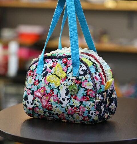 【Seori Bag 】JuJuオリジナル【飛蝶姫のBag（お花畑のパンダと蝶のBag）】ミニボストンバッグ/オリジナルバッグ希少可愛いコットンバッグ