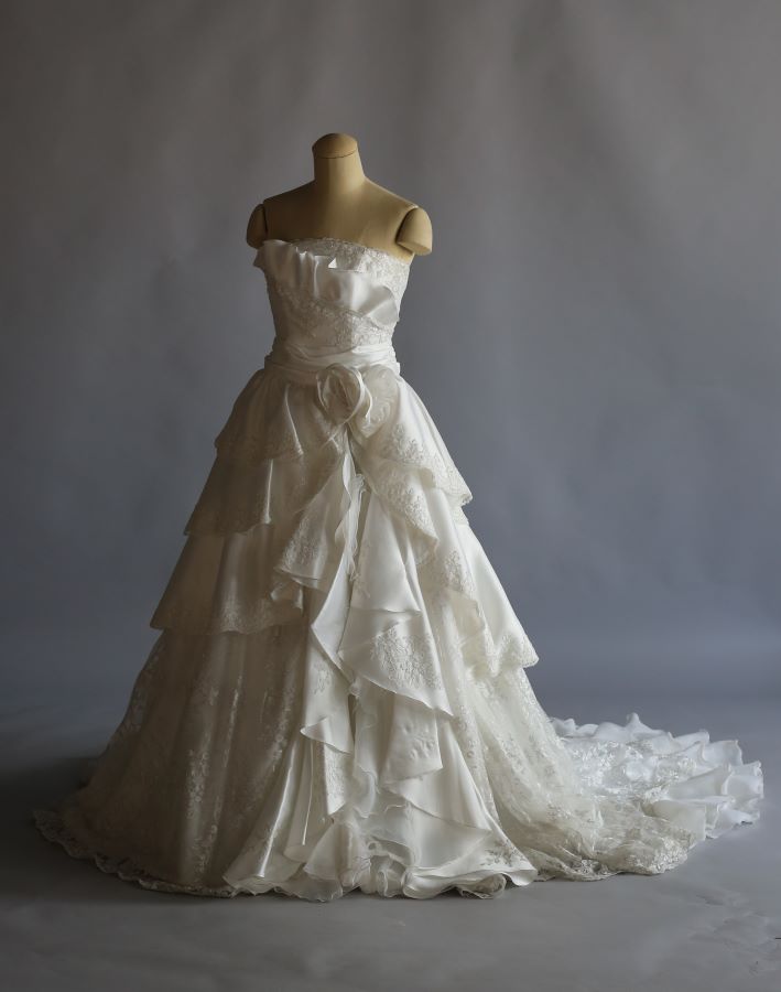 【レンタル】ウエディングドレス WD46 往復送料無料 披露宴 食事会 結婚式 二次会