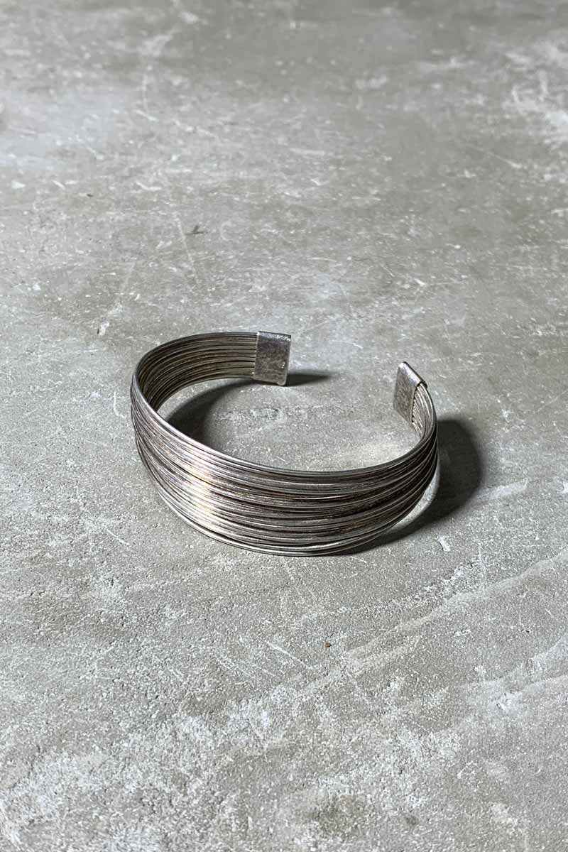 【中古】 VINTAGE SILVER JEWELRY (ヴィンテージ シルバー ジュエリー) 925 SILVER BANGLE 925 シルバー バングル [SIZE: ONE SIZE USED]