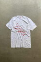 yÁzHANES (wCY) MADE IN USA 90'S S/S THREE TRIANGLE PRINT MESSAGE PRINT T-SHIRT USA 90N  X[ gCO vg bZ[W TVc WHITE [SIZE: XL DEADSTOCK/NOS]