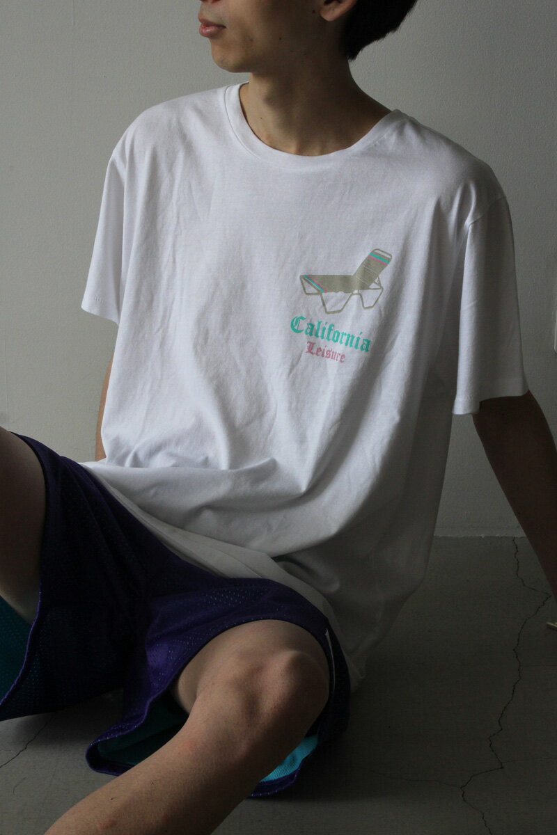 PASADENA LEISURE CLUB（パサデナ レジャー クラブ）CA LEISURE TEE / WHITE Tシャツ ロゴグラフィックTシャツ ［NEW]