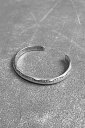 【中古】 VINTAGE SILVER JEWELRY (ヴィンテージ シルバー ジュエリー) 925 SILVER NAVAJO NATIVE BANGLE ...