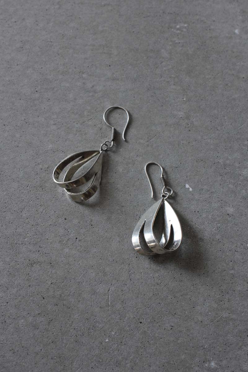 【中古】 VINTAGE JEWELRY (ヴィンテージ ジュエリー) 925 SILVER EARRINGS / SILVER / SILVER シルバー925 ヴィンテージ イヤリング SILVER [ONE SIZE: USED]