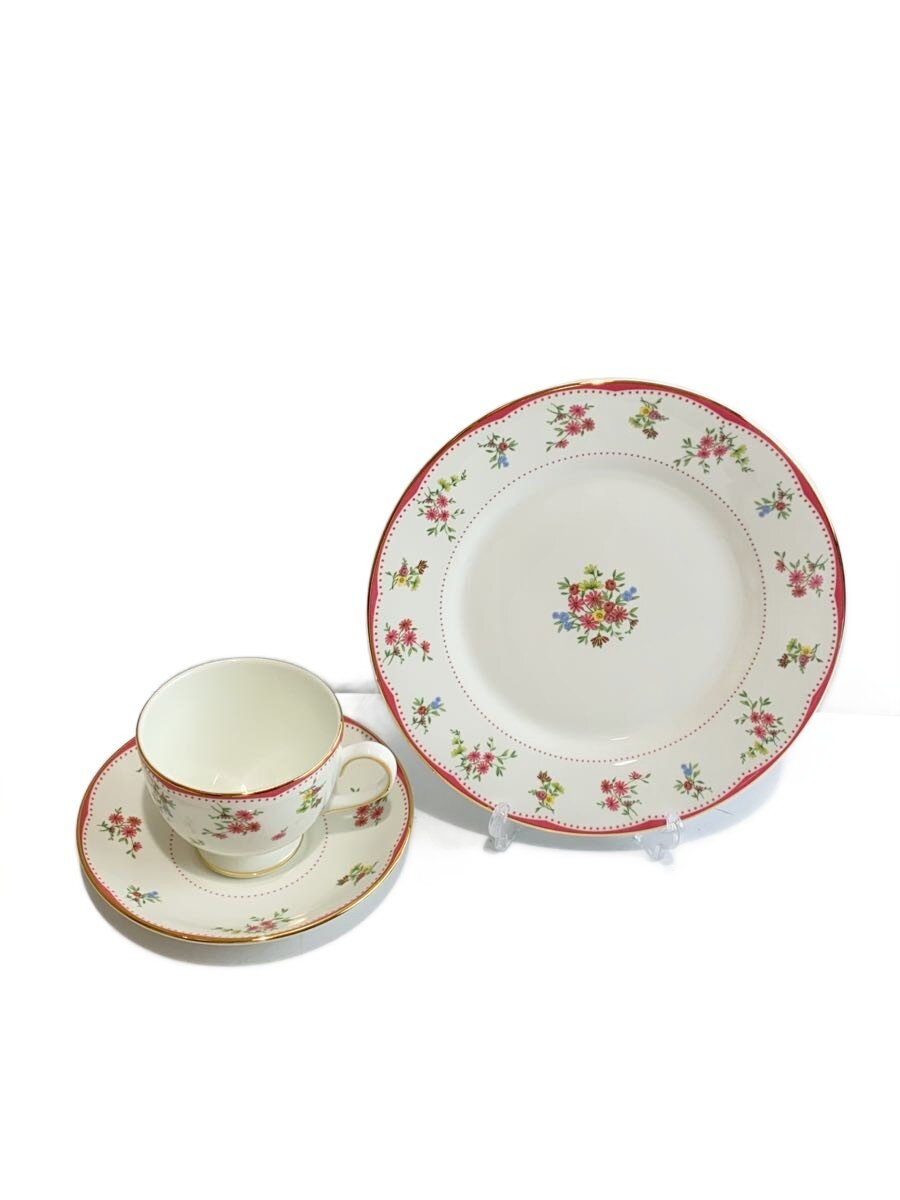 【ブランド】WEDGWOOD 【ブランドカナ】ウェッジウッド 【型番】 【程度】B 【サイズ】 【メインカラー】 【素材・生地】 【キーワード】　　　/ 2026/06/22 セカンドストリートアクロスプラザ長岡七日町店【4685】【中古】WEDGWOOD◆カップ&amp;ソーサー//【キッチン用品】 ブランド WEDGWOOD 型番 カラー 柄 素材・生地 >色・素材について サイズ >サイズ表示について 実寸（cm） 【カップ＆ソーサー】 幅：8.6cm / 高さ：7.3cm / 奥行：8.6cm 【その他】 その他サイズ：プレート 幅：20.7cm 高さ：1.8cm 奥行：20.7cm 商品は　セカンドストリートアクロスプラザ長岡七日町店の店頭にて販売しております。商品に関するお問合わせは、お電話(TEL:0258-86-5461)にて、問合わせ番号：2346851600524をお伝えください。 配送方法やお支払い方法に関するお問い合わせは、サポートセンターまでご連絡をお願いします。 ※お電話の対応は営業時間内のみとなります。お問い合わせフォームでお問い合わせの際はご注文番号をご記入下さい この商品に関する出品店舗からのコメント 【詳細】カップ&amp;ソーサー、プレートの3点セットのお品物でございます。【付属品】外箱有り