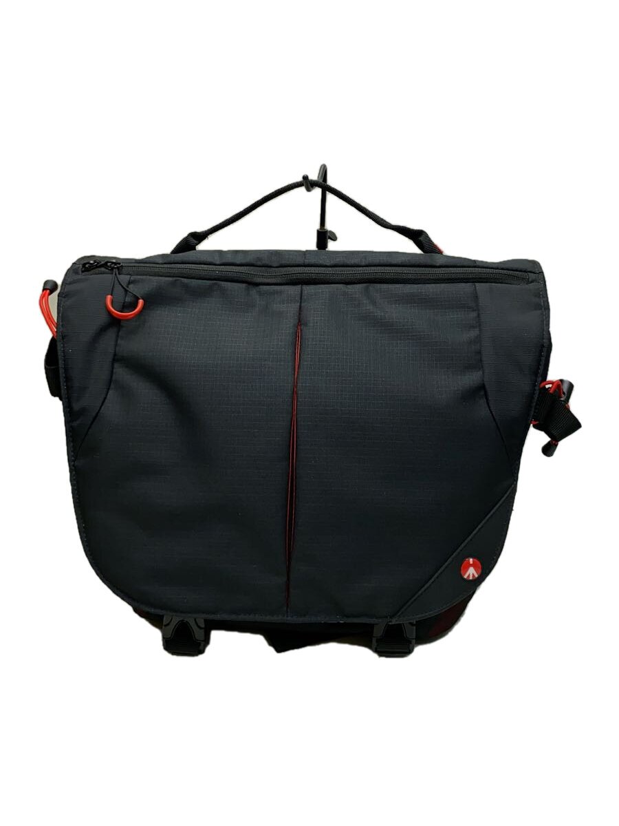 【ブランド】Manfrotto 【ブランドカナ】マンフロット 【型番】 【程度】B 【サイズ】 【メインカラー】ブラック 【素材・生地】その他 【キーワード】　　 2025/07/05 セカンドストリート奈良橿原店【2728】【中古】Manfrotto◆バッグ/--/BLK ブランド Manfrotto 型番 カラー ブラック 柄 無地 素材・生地 その他>色・素材について サイズ >サイズ表示について 実寸（cm） 【バッグ】 マチ：16 / 高さ：30 / 幅：30 / 持ち手：/ 【その他】 その他サイズ：/ 商品は　セカンドストリート奈良橿原店の店頭にて販売しております。商品に関するお問合わせは、お電話(TEL:0744-21-7301)にて、問合わせ番号：2327286701758をお伝えください。 配送方法やお支払い方法に関するお問い合わせは、サポートセンターまでご連絡をお願いします。 ※お電話の対応は営業時間内のみとなります。お問い合わせフォームでお問い合わせの際はご注文番号をご記入下さい この商品に関する出品店舗からのコメント 多少使用感はございますが、使用に差支えのないお品物です（写真にてご確認ください)※商品には写真では確認しづらいダメージや汚れがある場合がございます。商品について気になる点がございましたら販売店舗までお問い合わせくださいませ。
