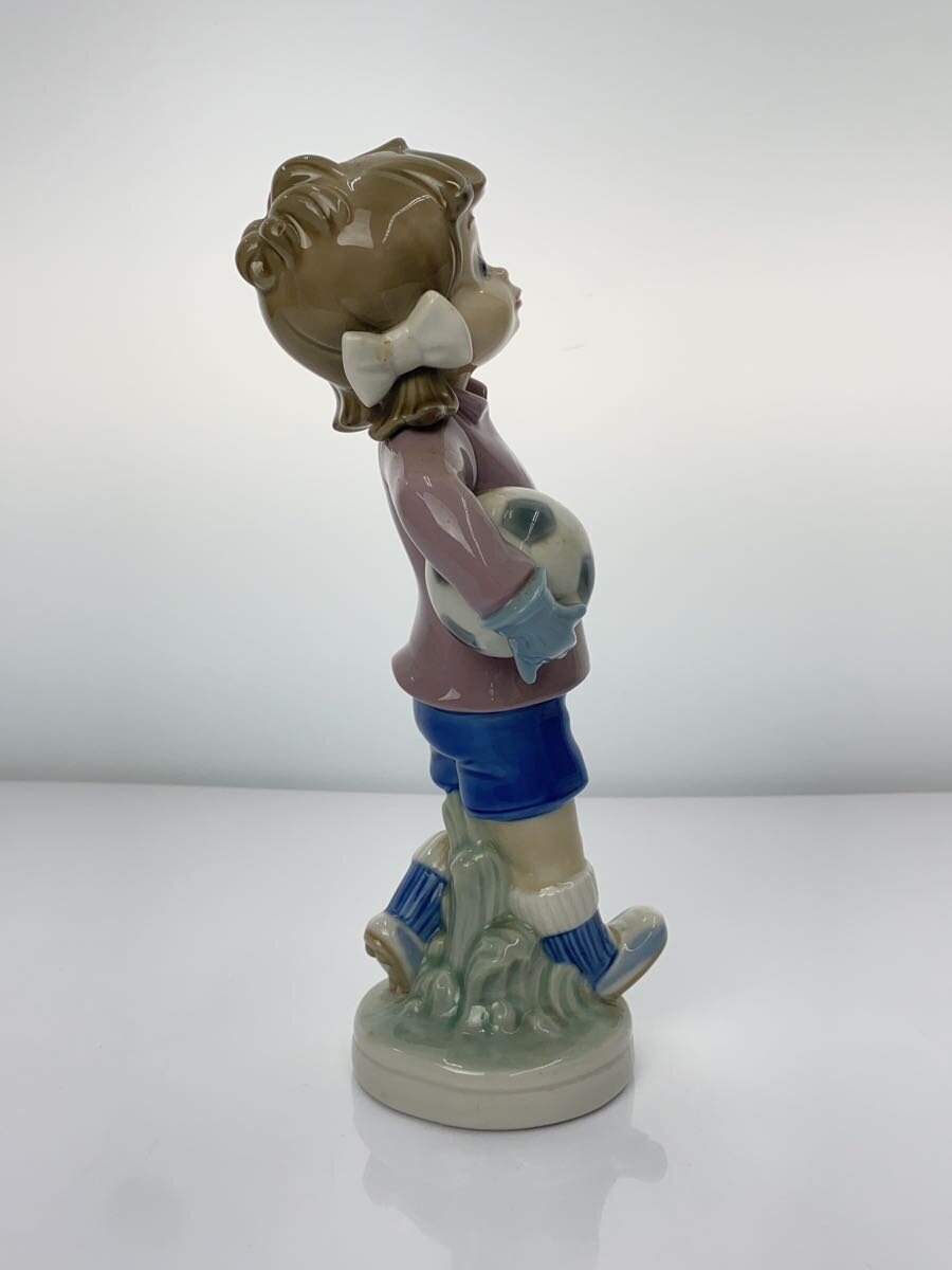 【中古】Lladro◆インテリア雑貨/サッカーボールを持つ少女【インテリア小物・日用雑貨】 [2]