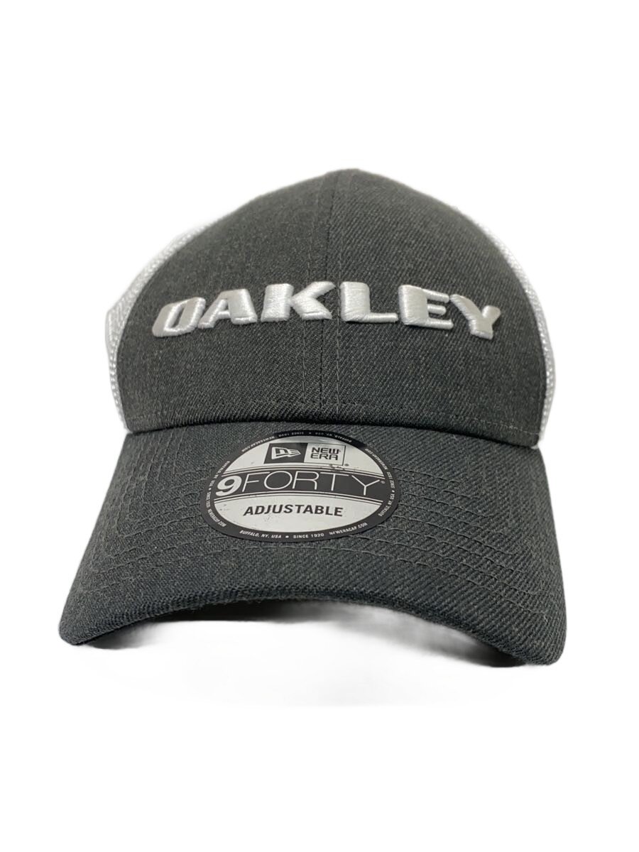 【中古】NEW ERA◆× OAKLEY/ロゴメッシュキャップ/--/ポリエステル/GRY/メンズ【服飾雑貨他】