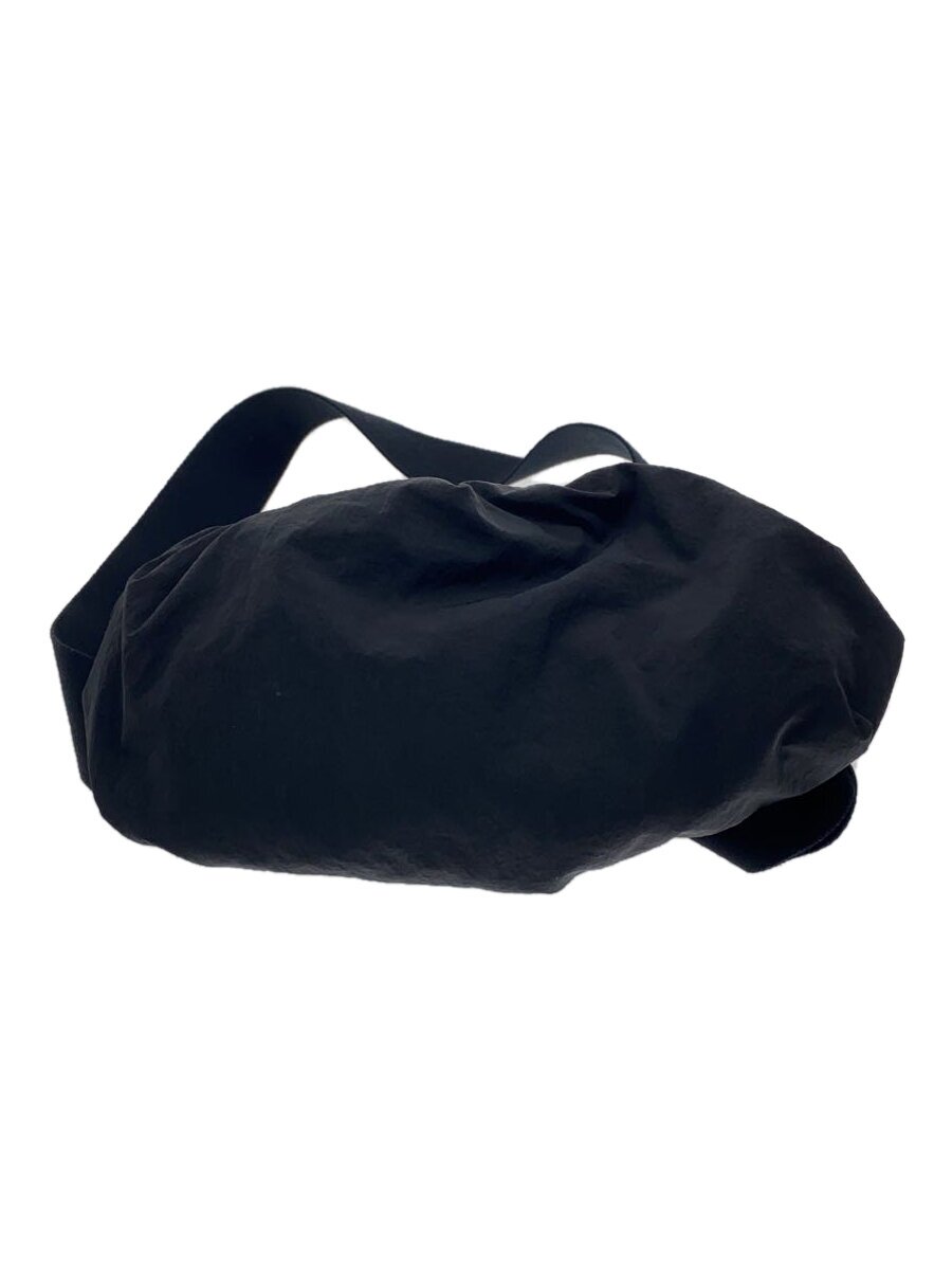 【中古】BOTTEGA VENETA◆ウエストバッグ/BLK【バッグ】