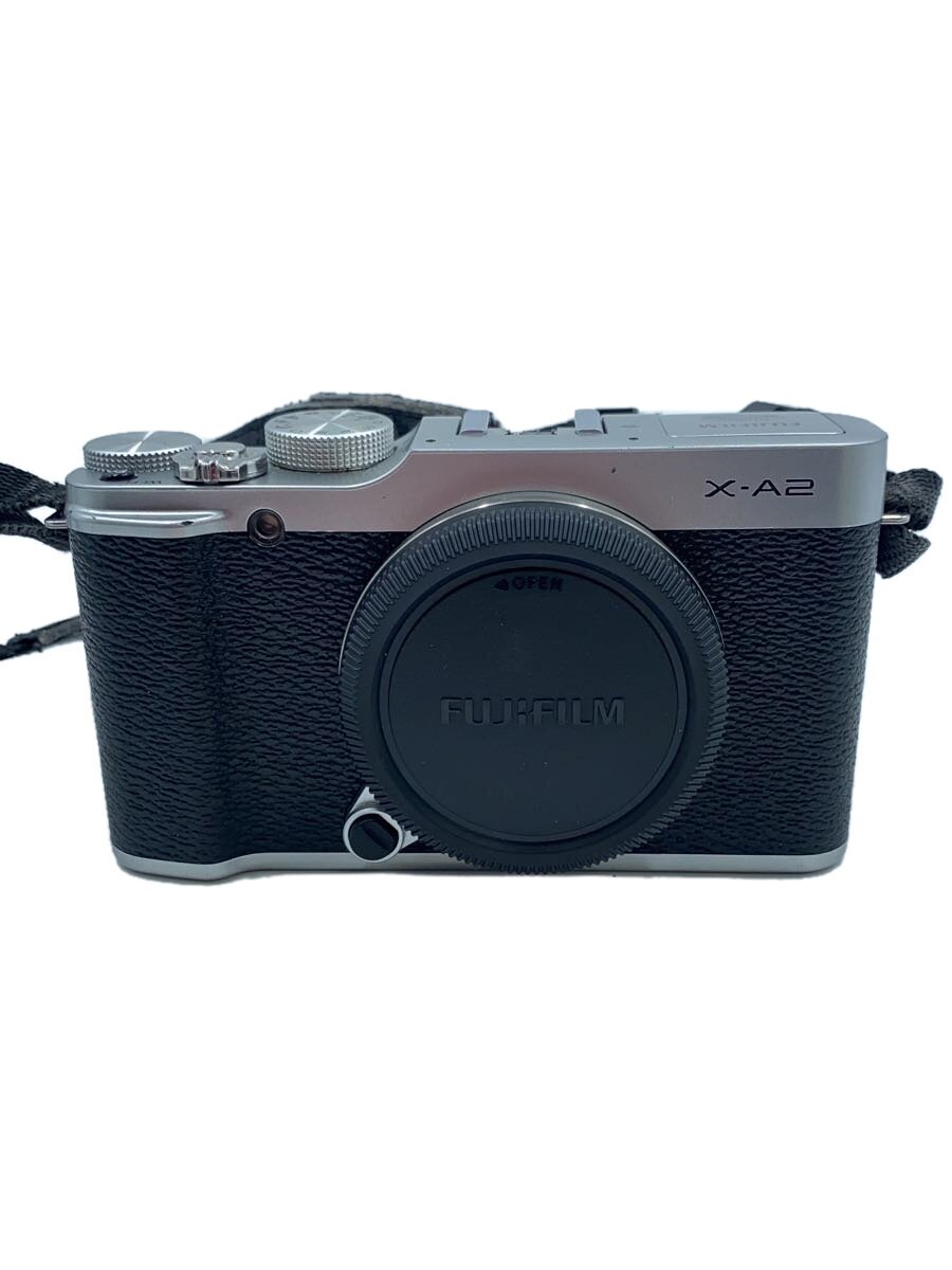 【中古】FUJIFILM◆デジタル一眼カメラ FUJIFILM X-A2 レンズキット [シルバー]【カメラ】