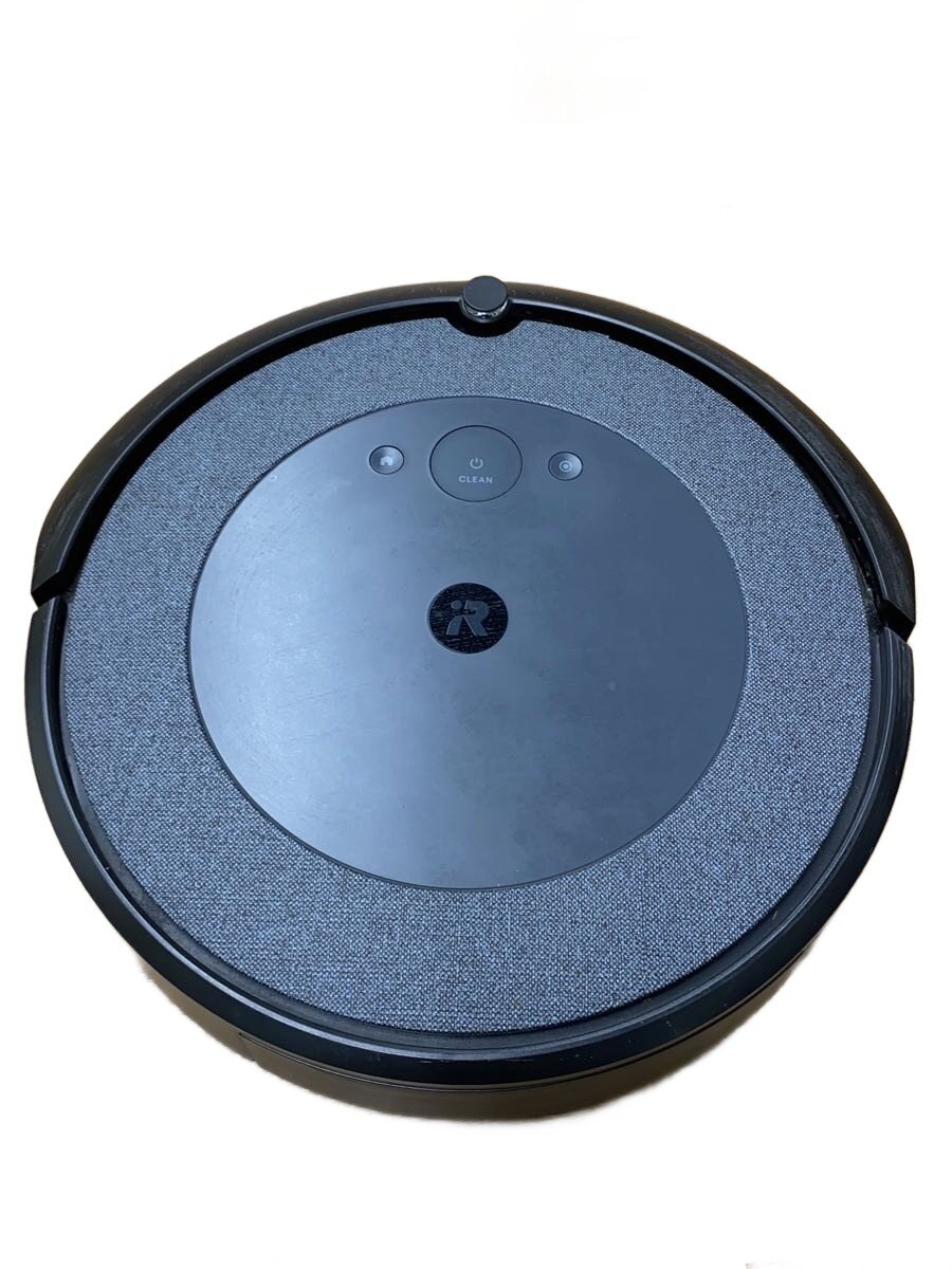 【ブランド】iRobot 【ブランドカナ】［カデン］アイロボット 【型番】 【程度】B 【カラー】 【キーワード】　　　/ 2026/06/16 セカンドストリート屋島店 【4547】【中古】iRobot◆掃除機 ルンバ i3 I315060//【家電・ビジュアル・オーディオ】 ブランド iRobot 型番 カラー 実寸（cm） 【掃除機】 幅：33 / 高さ：8 / 奥行：34 【その他】 その他サイズ：/ 商品は　セカンドストリート屋島店の店頭にて販売しております。商品に関するお問合わせは、お電話(TEL:087-818-0025)にて、問合わせ番号：2345471204976をお伝えください。 配送方法やお支払い方法に関するお問い合わせは、サポートセンターまでご連絡をお願いします。 ※お電話の対応は営業時間内のみとなります。お問い合わせフォームでお問い合わせの際はご注文番号をご記入下さい この商品に関する出品店舗からのコメント 全体的に使用感のあるお品物でございます。表面サイド部分擦れキズが見られます。(画像ご参照下さい。)店頭販売しておりますので、画像から状態が多少変化する場合がございます。予めご了承くださいませ。
