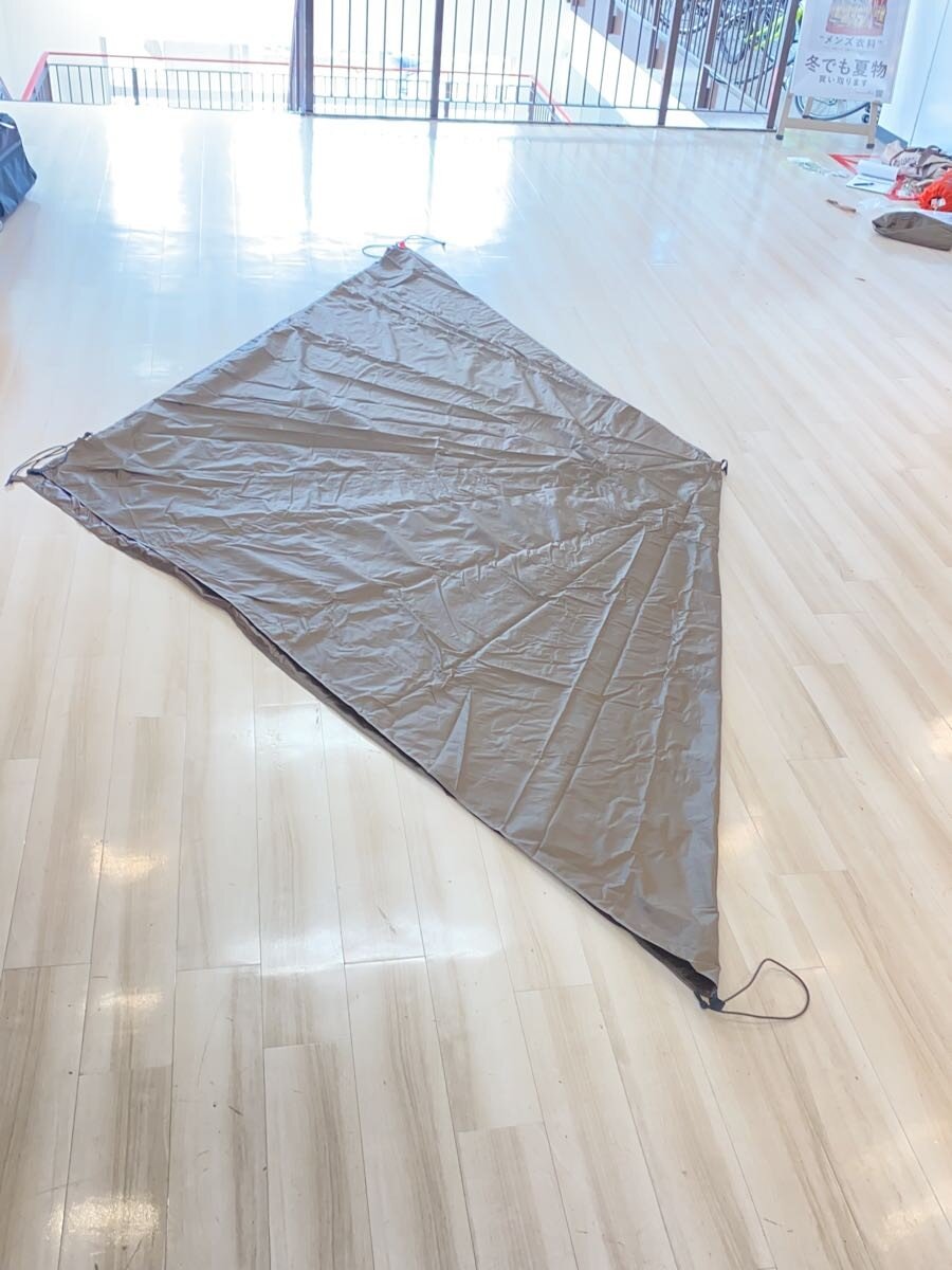【ブランド】tent-Mark DESINGNS 【ブランドカナ】テンマクデザイン 【型番】 【程度】B 【カラー】ブラウン 【キーワード】　　　/ 2026/08/01 スーパーセカンドストリート八千代店 【2998】【中古】tent-Mark DESINGNS◆CIRCUS MID MESH INNER SET 4/5/テント ブランド tent-Mark DESINGNS 型番 カラー ブラウン 実寸（cm） 【テント】 幅：410 / 奥行：214 / 高さ：/ / 収納サイズ：長さ：/ / 収納サイズ：高さ：/ / 収納サイズ：奥行：/ 【その他】 その他サイズ：/ 商品は　スーパーセカンドストリート八千代店の店頭にて販売しております。商品に関するお問合わせは、お電話(TEL:047-480-3601)にて、問合わせ番号：2229981806021をお伝えください。 配送方法やお支払い方法に関するお問い合わせは、サポートセンターまでご連絡をお願いします。 ※お電話の対応は営業時間内のみとなります。お問い合わせフォームでお問い合わせの際はご注文番号をご記入下さい この商品に関する出品店舗からのコメント 全体的に汚れ、劣化、破れ、ベタつき少なく状態良好な商品でございます。ポール、ペグ、ロープは別売りとなり付属されておりません。店頭でも販売しております為欠品、状態悪化してしまう可能性がございます。