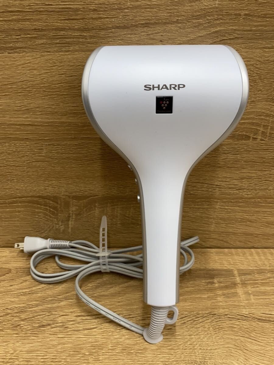 【ブランド】SHARP 【ブランドカナ】シャープ 【型番】 【程度】B 【サイズ】 【メインカラー】 【素材・生地】 【キーワード】　　 2025/12/20 セカンドストリート札幌美しが丘南店【4079】【中古】SHARP◆ドライヤー・ヘアアイロン IB-WX3-W【家電・ビジュアル・オーディオ】 ブランド SHARP 型番 カラー 柄 素材・生地 >色・素材について サイズ >サイズ表示について 実寸（cm） 【生活家電その他】 幅：13 / 高さ：23 / 奥行：9 【その他】 その他サイズ：/ 商品は　セカンドストリート札幌美しが丘南店の店頭にて販売しております。商品に関するお問合わせは、お電話(TEL:011-888-7201)にて、問合わせ番号：2340793309972をお伝えください。 配送方法やお支払い方法に関するお問い合わせは、サポートセンターまでご連絡をお願いします。 ※お電話の対応は営業時間内のみとなります。お問い合わせフォームでお問い合わせの際はご注文番号をご記入下さい この商品に関する出品店舗からのコメント ドライヤー・ヘアアイロン IB-WX3-W/現状目立った汚れやダメージはございません。こちらの商品は店頭にて同時販売を行っております。掲載されている画像と状態が異なる場合がございますので予めご了承ください。商品の詳しい状態や、ご不明点などございましたらお気軽に店頭までお問い合わせ下さいませ。