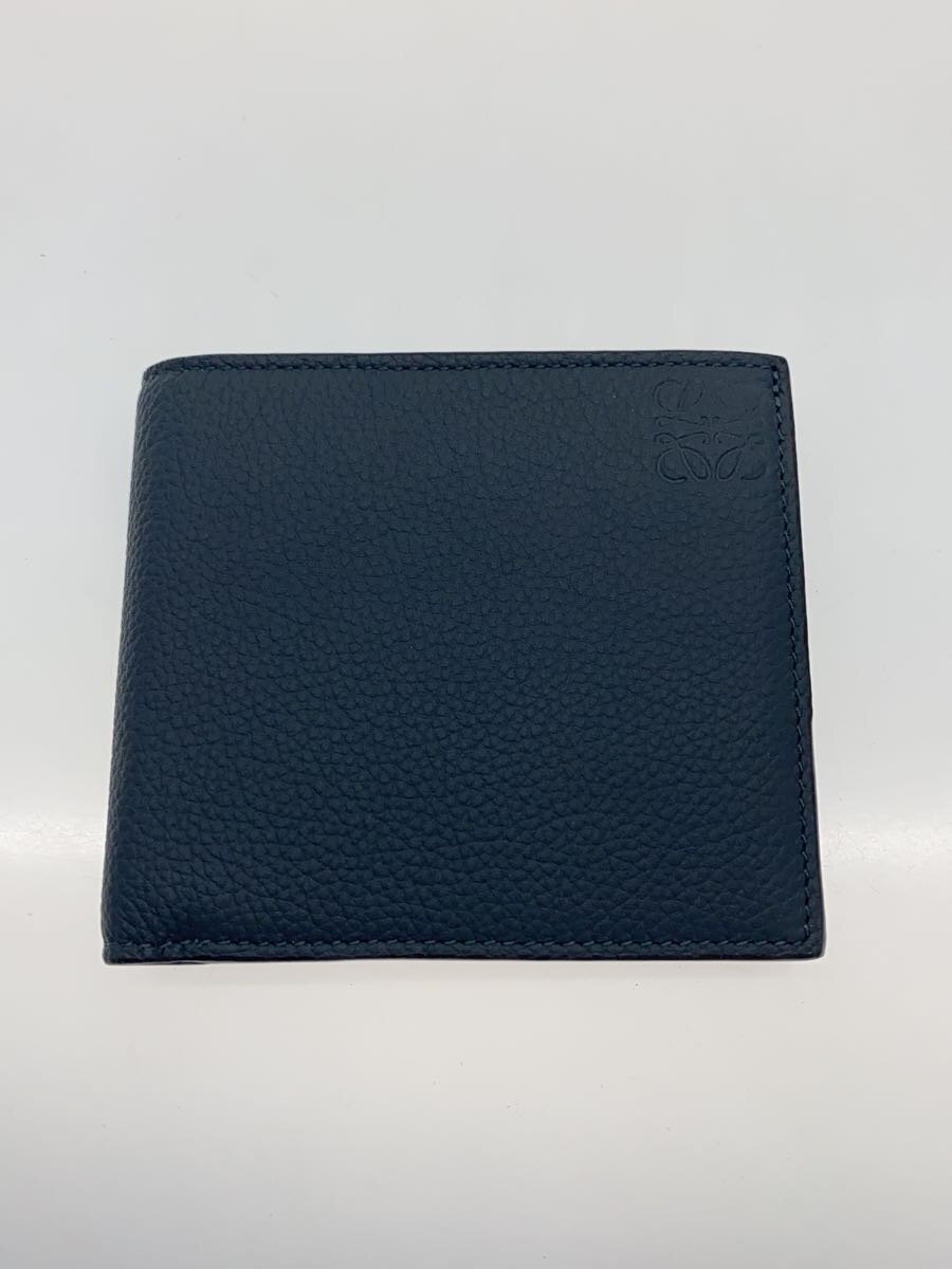 【ブランド】LOEWE 【ブランドカナ】ロエベ 【型番】 【程度】B 【サイズ】 【メインカラー】ネイビー 【素材・生地】レザー 【キーワード】　　 2025/02/13 セカンドストリート高岡野村店【3340】【中古】LOEWE◆2つ折り財布/レザー/NVY ブランド LOEWE 型番 カラー ネイビー 柄 素材・生地 レザー>色・素材について サイズ >サイズ表示について 実寸（cm） 【ウォレット】 縦：9.5 / 横：10.5 / 厚み：1 【その他】 その他サイズ：/ 商品は　セカンドストリート高岡野村店の店頭にて販売しております。商品に関するお問合わせは、お電話(TEL:0766-28-0655)にて、問合わせ番号：2333403112123をお伝えください。 配送方法やお支払い方法に関するお問い合わせは、サポートセンターまでご連絡をお願いします。 ※お電話の対応は営業時間内のみとなります。お問い合わせフォームでお問い合わせの際はご注文番号をご記入下さい