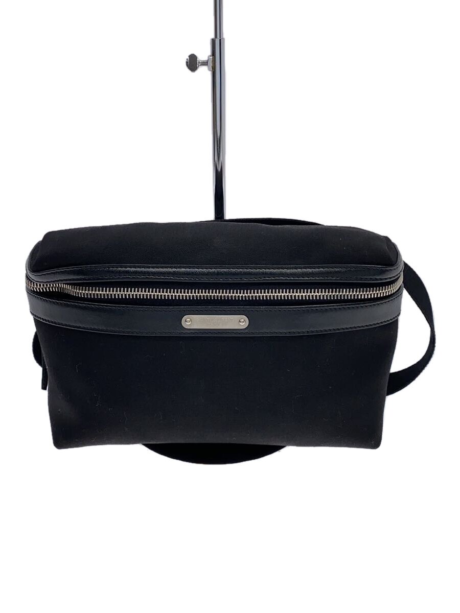 【ブランド】SAINT LAURENT 【ブランドカナ】サンローラン 【型番】 【程度】B 【サイズ】 【メインカラー】ブラック 【素材・生地】ナイロン 【キーワード】　　　/ 2026/08/06 セカンドストリートナゴヤドーム前店【3592】【中古】SAINT LAURENT◆ウエストバッグ/ナイロン/BLK ブランド SAINT LAURENT 型番 カラー ブラック 柄 無地 素材・生地 ナイロン>色・素材について サイズ >サイズ表示について 実寸（cm） 【ウエストバッグ】 マチ：6 / 高さ：14 / 幅：22 / 持ち手：/ 【その他】 その他サイズ：/ 商品は　セカンドストリートナゴヤドーム前店の店頭にて販売しております。商品に関するお問合わせは、お電話(TEL:052-725-7081)にて、問合わせ番号：2333115814421をお伝えください。 配送方法やお支払い方法に関するお問い合わせは、サポートセンターまでご連絡をお願いします。 ※お電話の対応は営業時間内のみとなります。お問い合わせフォームでお問い合わせの際はご注文番号をご記入下さい この商品に関する出品店舗からのコメント 型番PLB505973