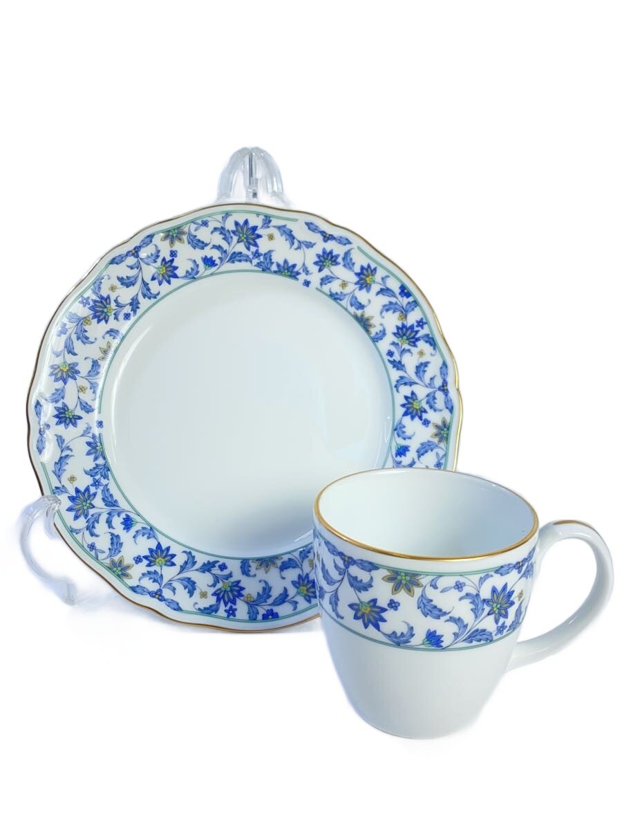 【ブランド】Noritake 【ブランドカナ】ノリタケ 【型番】 【程度】B 【サイズ】 【メインカラー】ホワイト 【素材・生地】 【キーワード】　　　/ 2026/07/03 セカンドストリートイオンタウン館山店【3436】【中古】Noritake◆カップ&amp;ソーサー/6点セット/WHT ブランド Noritake 型番 カラー ホワイト 柄 素材・生地 >色・素材について サイズ >サイズ表示について 実寸（cm） 【カップ＆ソーサー】 幅：8.3 / 高さ：8.5 / 奥行：8.3 【その他】 その他サイズ：/ 商品は　セカンドストリートイオンタウン館山店の店頭にて販売しております。商品に関するお問合わせは、お電話(TEL:0470-24-7777)にて、問合わせ番号：2350310015491をお伝えください。 配送方法やお支払い方法に関するお問い合わせは、サポートセンターまでご連絡をお願いします。 ※お電話の対応は営業時間内のみとなります。お問い合わせフォームでお問い合わせの際はご注文番号をご記入下さい この商品に関する出品店舗からのコメント ・多少の使用感はございますが、比較的綺麗な商品状態です。中古品であることをご理解の上、ご購入の検討をお願い致します。状態についてご不明な点や、質問ございましたら、お気軽に当店までお問い合わせください。