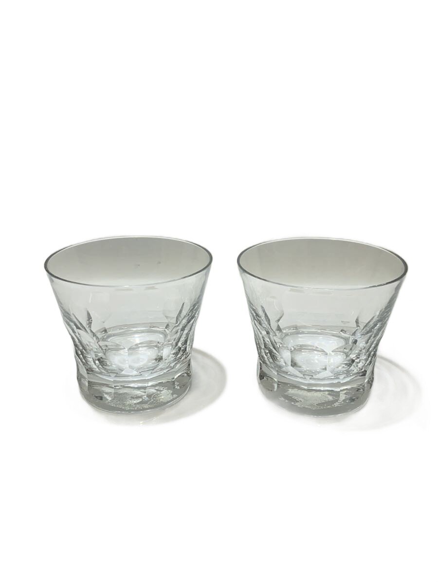 【ブランド】Baccarat 【ブランドカナ】バカラ 【型番】 【程度】B 【サイズ】 【メインカラー】クリア 【素材・生地】 【キーワード】　　　/ 2026/08/24 セカンドストリート高宮通り店【3375】【中古】Baccarat◆グラス/2点セット/CLR ブランド Baccarat 型番 カラー クリア 柄 素材・生地 >色・素材について サイズ >サイズ表示について 実寸（cm） 【グラス】 幅：9.5 / 高さ：8.5 / 奥行：9.5 【その他】 その他サイズ：/ 商品は　セカンドストリート高宮通り店の店頭にて販売しております。商品に関するお問合わせは、お電話(TEL:092-557-8787)にて、問合わせ番号：2333757016405をお伝えください。 配送方法やお支払い方法に関するお問い合わせは、サポートセンターまでご連絡をお願いします。 ※お電話の対応は営業時間内のみとなります。お問い合わせフォームでお問い合わせの際はご注文番号をご記入下さい この商品に関する出品店舗からのコメント 目立つダメージなどはなく、使用に差し支えのないお品物です。