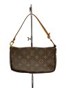 【ブランド】LOUIS VUITTON 【ブランドカナ】ルイヴィトン 【型番】M51980 【程度】C 【サイズ】 【メインカラー】ブラウン 【素材・生地】PVC（ビニール） 【キーワード】　　 2024/04/13 セカンドストリート中川店【2067】【中古】LOUIS VUITTON◆1)ポシェット・アクセソワール_モノグラム・キャンバス_BRW/PVC/BRW【バッグ】 ブランド LOUIS VUITTON 型番 M51980 カラー ブラウン 柄 素材・生地 PVC（ビニール）&gt;色・素材について サイズ &gt;サイズ表示について 実寸 【バッグ】 マチ：3 / 高さ：12 / 幅：21 / 持ち手：31 【その他】 その他サイズ：/ 商品は　セカンドストリート中川店の店頭にて販売しております。商品に関するお問合わせは、お電話(TEL:052-369-1061)にて、問合わせ番号：2320673721759をお伝えください。 配送方法やお支払い方法に関するお問い合わせは、サポートセンターまでご連絡をお願いします。 ※お電話の対応は営業時間内のみとなります。お問い合わせフォームでお問い合わせの際はご注文番号をご記入下さい この商品に関する出品店舗からのコメント ストラップに僅かにシミがございます。