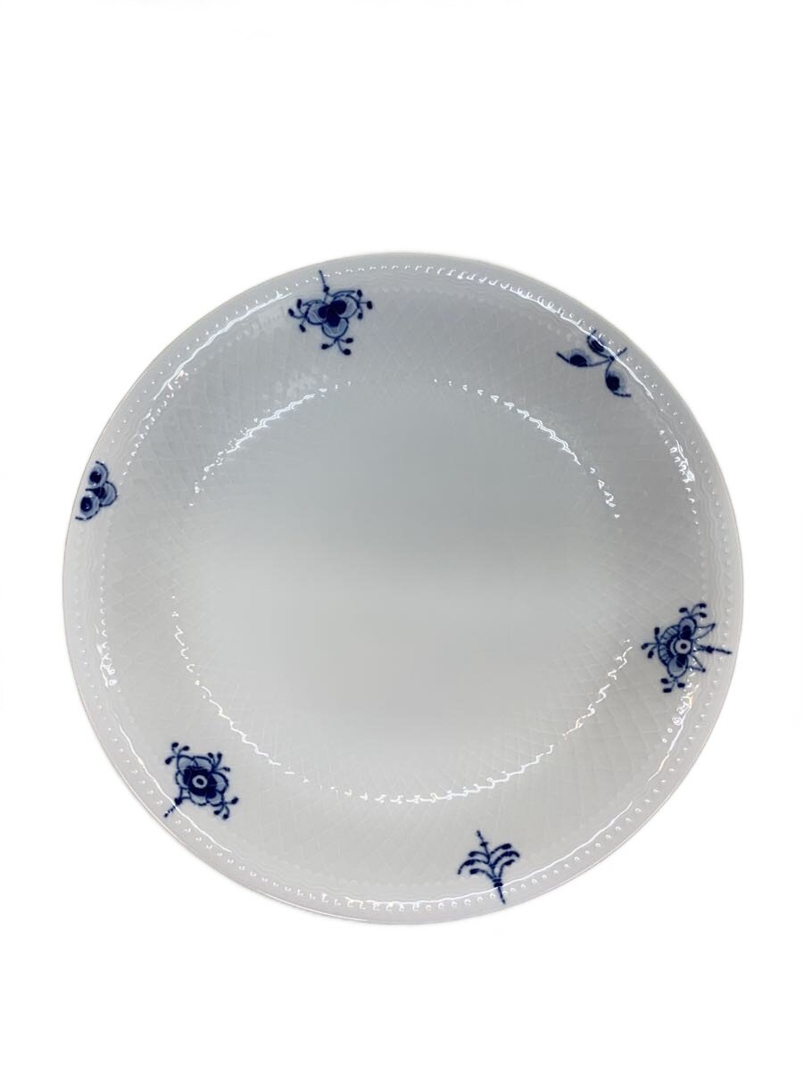 【ブランド】ROYAL COPENHAGEN 【ブランドカナ】ロイヤルコペンハーゲン 【型番】 【程度】A 【サイズ】 【メインカラー】ホワイト 【素材・生地】 【キーワード】　　 2026/04/06 セカンドストリート三郷店【2865】【中古】ROYAL COPENHAGEN◆洋食器その他/WHT【キッチン用品】 ブランド ROYAL COPENHAGEN 型番 カラー ホワイト 柄 素材・生地 >色・素材について サイズ >サイズ表示について 実寸（cm） 【プレート】 幅：23.2 / 高さ：6.5 / 奥行：23.2 【その他】 その他サイズ：/ 商品は　セカンドストリート三郷店の店頭にて販売しております。商品に関するお問合わせは、お電話(TEL:048-949-3955)にて、問合わせ番号：2328656219682をお伝えください。 配送方法やお支払い方法に関するお問い合わせは、サポートセンターまでご連絡をお願いします。 ※お電話の対応は営業時間内のみとなります。お問い合わせフォームでお問い合わせの際はご注文番号をご記入下さい この商品に関する出品店舗からのコメント BLUE PALMETTE BLOSSOM/SHALLOW BOWL/箱の付属はございませんが、ほとんど使用感のない美品です。店頭で同時販売しておりますので、掲載時とご注文時のコンディションが異なる場合がございます 予めご了承下さいませ。特筆すべき目立った汚れ・ダメージなどはございませんが、保存による小傷や汚れがある場合がございます。※画像では確認しづらいダメージや汚れがある場合がございます。あくまでも人の手に一度渡った物であるという事をご理解の上、ご検討くださいませ。