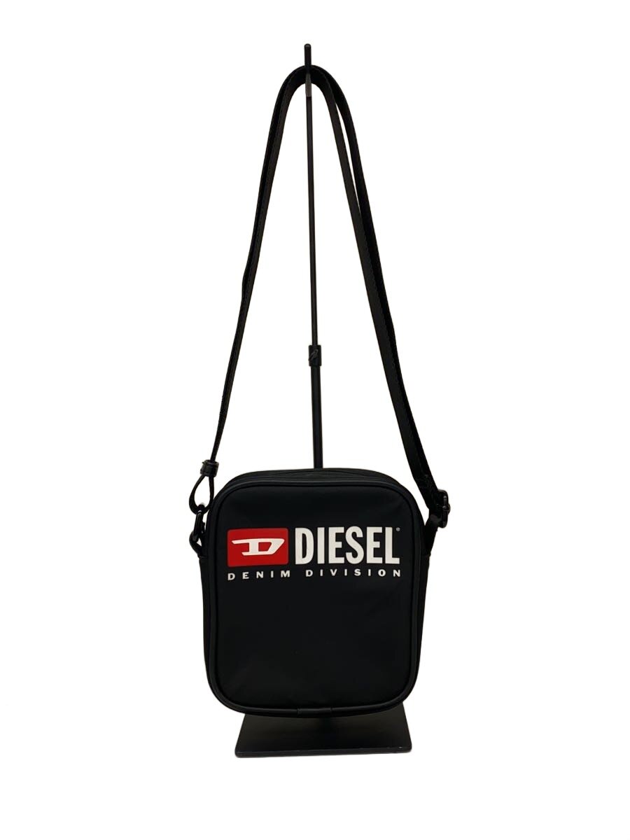 【ブランド】DIESEL 【ブランドカナ】［イリョウ／フクショク］ディーゼル 【型番】 【程度】B 【サイズ】 【メインカラー】ブラック 【素材・生地】ナイロン 【キーワード】　　 2026/02/12 セカンドストリート川越クレアモール店【3732】【中古】DIESEL◆RINKE CROSS BODYBAG/ナイロン/BLK ブランド DIESEL 型番 カラー ブラック 柄 プリント 素材・生地 ナイロン>色・素材について サイズ >サイズ表示について 実寸（cm） 【バッグ】 マチ：5.5 / 高さ：18.5 / 幅：15.5 / 持ち手：/ 【その他】 その他サイズ：/ 商品は　セカンドストリート川越クレアモール店の店頭にて販売しております。商品に関するお問合わせは、お電話(TEL:049-228-3301)にて、問合わせ番号：2337321820214をお伝えください。 配送方法やお支払い方法に関するお問い合わせは、サポートセンターまでご連絡をお願いします。 ※お電話の対応は営業時間内のみとなります。お問い合わせフォームでお問い合わせの際はご注文番号をご記入下さい この商品に関する出品店舗からのコメント 全体的に使用感がございますが、まだまだご利用いただけるお品物となっております。商品は店頭にて同時販売しておりますので、商品状態に変更がある場合がございます。予めご了承ください。ご不明点等ございましたら、お気軽にご連絡お待ちしております。