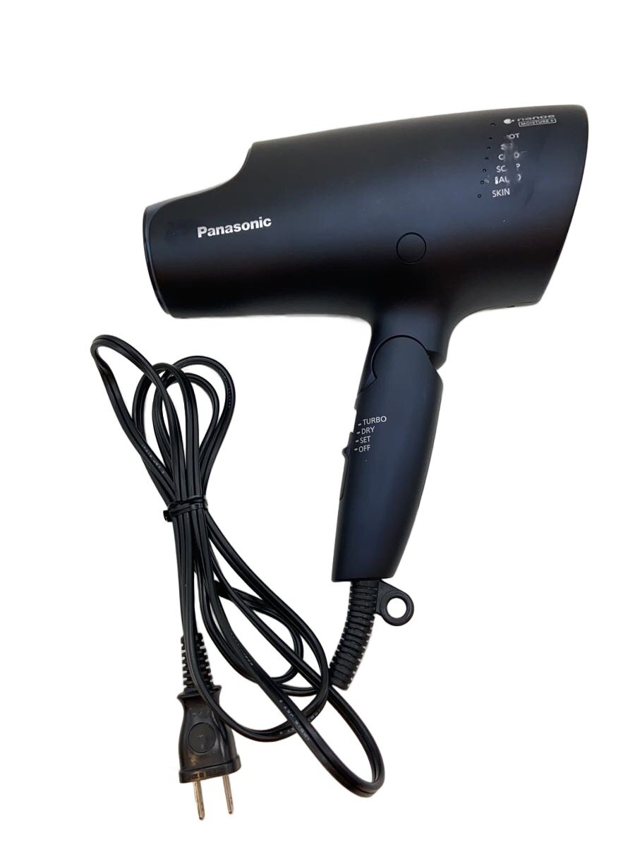 【ブランド】Panasonic 【ブランドカナ】パナソニック 【型番】 【程度】B 【サイズ】 【メインカラー】 【素材・生地】 【キーワード】　　　/ 2026/06/15 セカンドストリートイオンタウン吉川美南店【4180】【中古】Panasonic◆ドライヤー・ヘアアイロン ナノケアEH-NA0G-A//【家電・ビジュアル・オーディオ】 ブランド Panasonic 型番 カラー 柄 素材・生地 >色・素材について サイズ >サイズ表示について 実寸（cm） 【生活家電その他】 幅：21 / 高さ：23 / 奥行：9 【その他】 その他サイズ：/ 商品は　セカンドストリートイオンタウン吉川美南店の店頭にて販売しております。商品に関するお問合わせは、お電話(TEL:048-967-5619)にて、問合わせ番号：2341805120837をお伝えください。 配送方法やお支払い方法に関するお問い合わせは、サポートセンターまでご連絡をお願いします。 ※お電話の対応は営業時間内のみとなります。お問い合わせフォームでお問い合わせの際はご注文番号をご記入下さい この商品に関する出品店舗からのコメント 文字消え有り