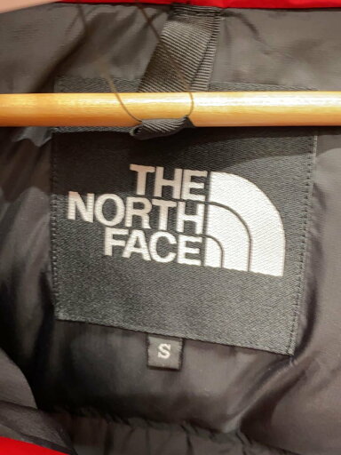 【中古】THE NORTH FACE◆HIM DOWN PARKA_ヒムダウンパーカ/S/ナイロン/RED/無地【メンズウェア】
